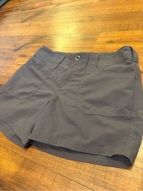 5.11 Tactical Layla Shorts 5" Inseam gray Women’s Size 6 Pockets